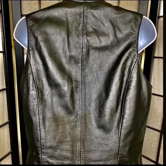 Excellent Condition Black Leather Vest. - Picture 3 of 5